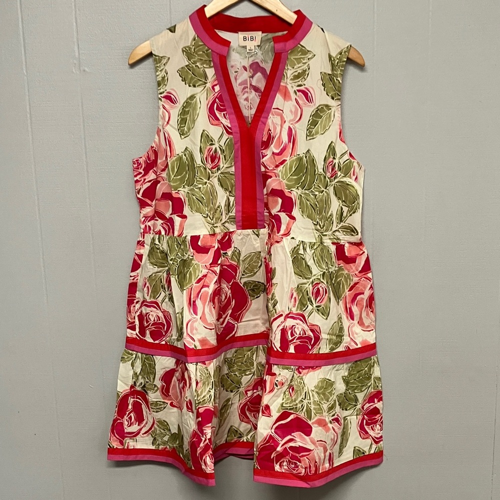 NWT Floral Bibi V Neck Tiered Dress Size Large Pink New with Tags Super Cute!
